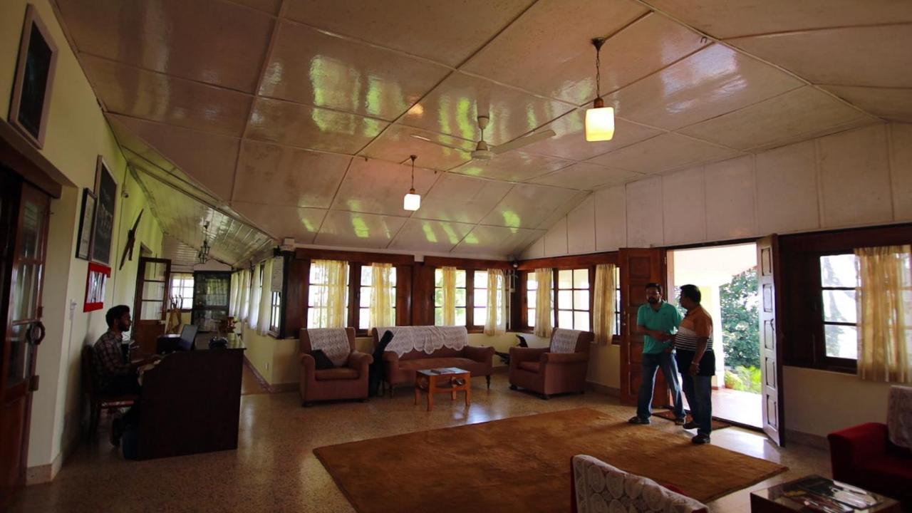 Tea Tours Ripon Heritage Bungalow Meppadi Exterior photo